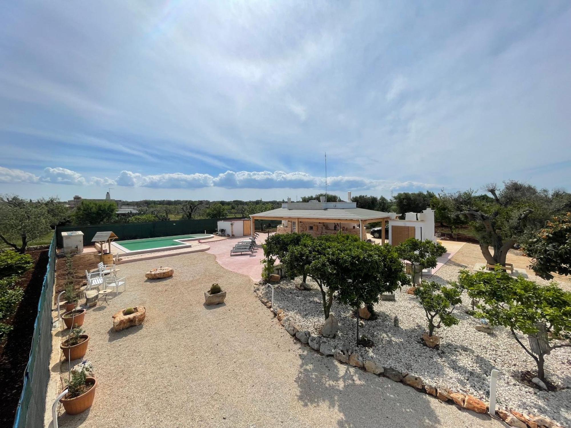 Trullo Del Salento Villa San Vito dei Normanni Luaran gambar
