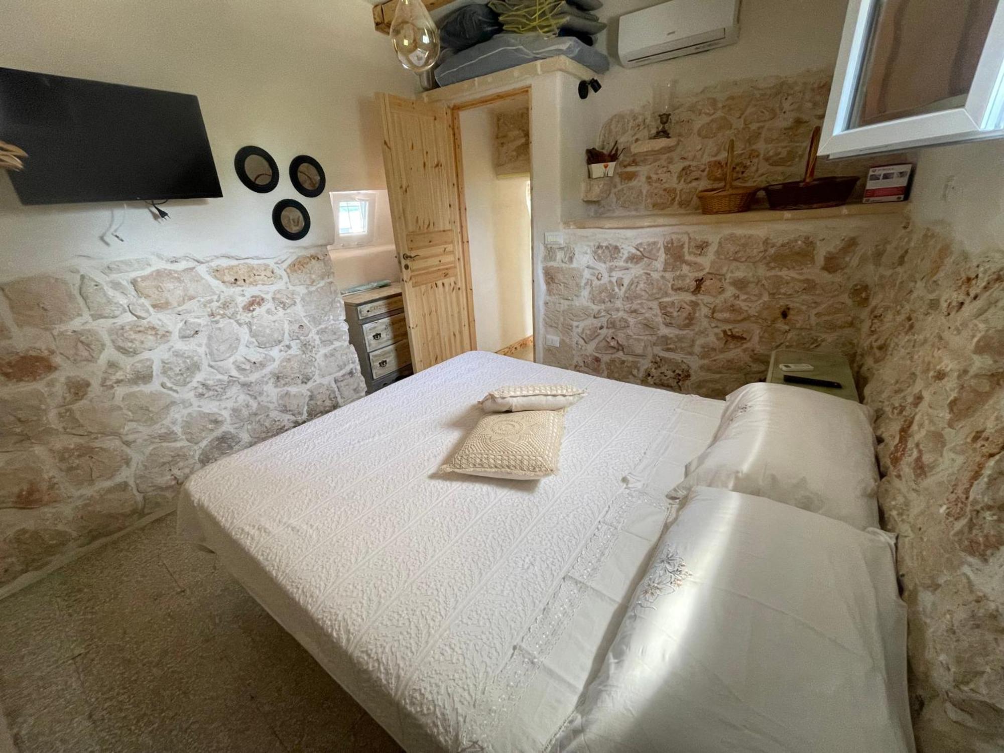 Trullo Del Salento Villa San Vito dei Normanni Luaran gambar
