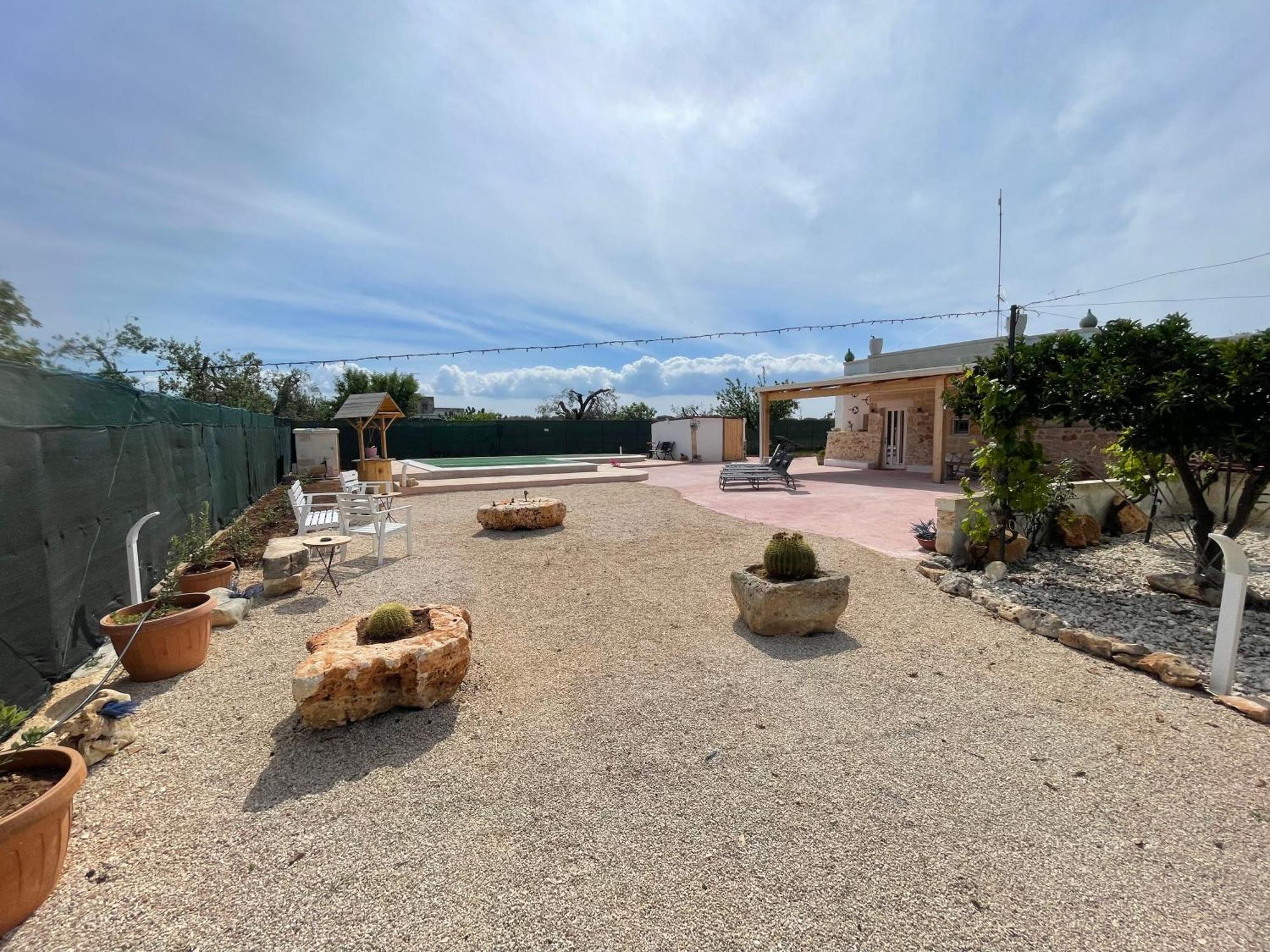 Trullo Del Salento Villa San Vito dei Normanni Luaran gambar