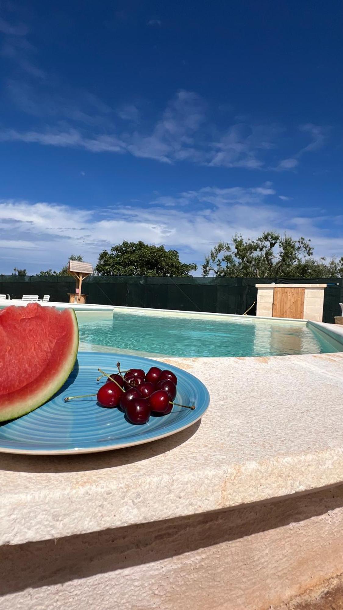 Trullo Del Salento Villa San Vito dei Normanni Luaran gambar